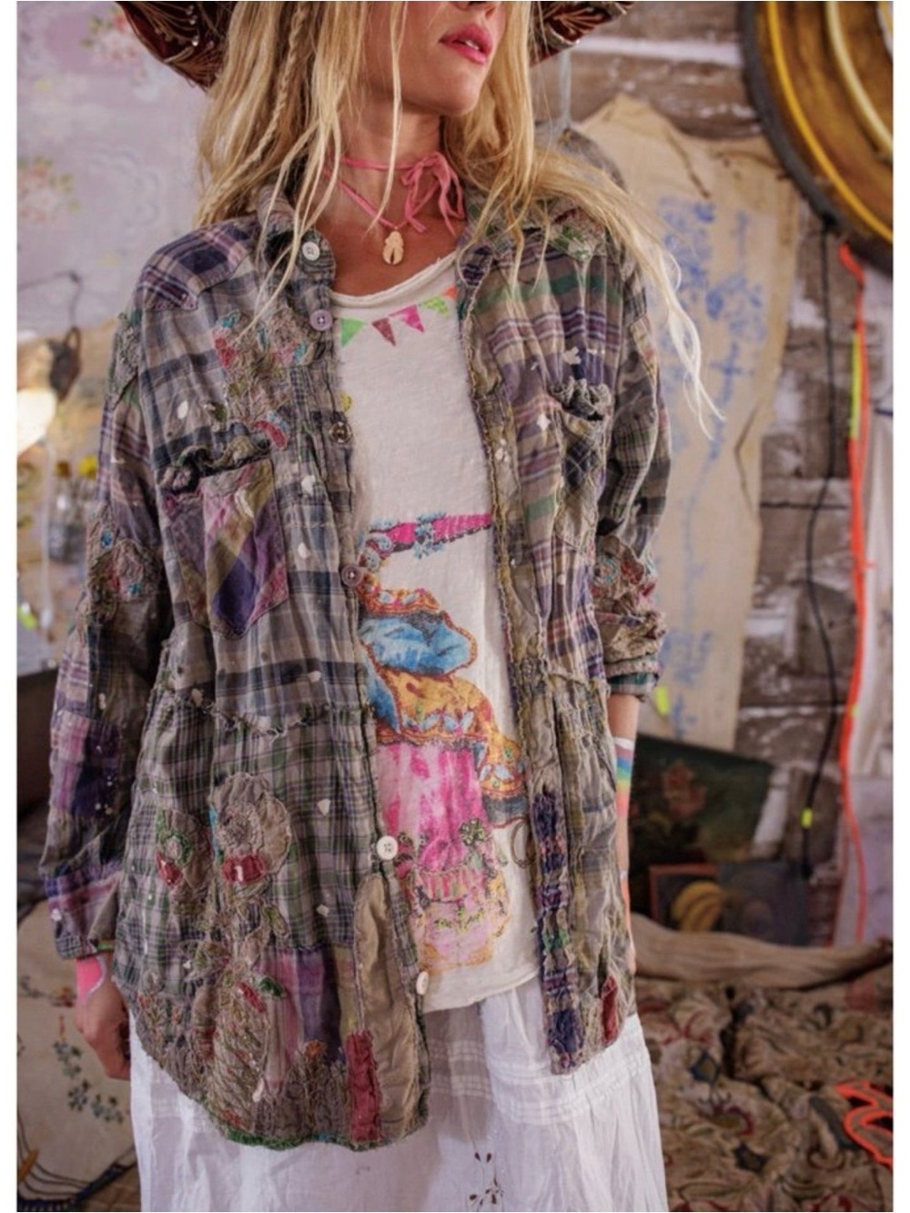 NWT Magnolia Pearl
Appliqué Kelly Western
Shirt